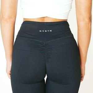 Nvgtn Scrunch Booty Legging